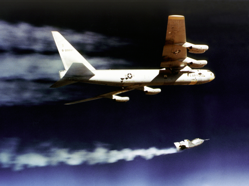 Illustration for article titled The Grandfather of the Space Shuttle Looked Like a UFO